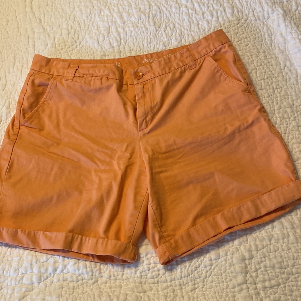Gap khakis Boyfriend roll-up shorts
